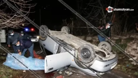 Ողբերգական ավտովթար Առինջ գյուղում. Opel-ը հետընթաց կատարելիս բախվել է բետոնե պատին և գլխիվայր շրջվել. կա զոհ. Shamshyan. com