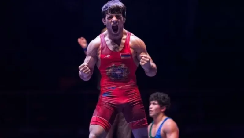 Ուրախությունս տասնապատկվեց, երբ տեսա՝ ինչպես են բոլորը տունում հաղթանակս. ադրբեջանցի ըմբիշին ջախջախած Թևանյանը խոսել է հաղթանակի մասին