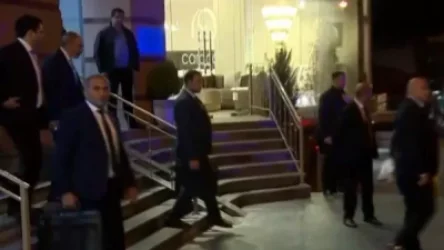 ՏԵՍԱՆՅՈՒԹ. Ավարտվել է ՔՊ վարչության նիստը. ներկա էր նաև Նիկոլ Փաշինյանը