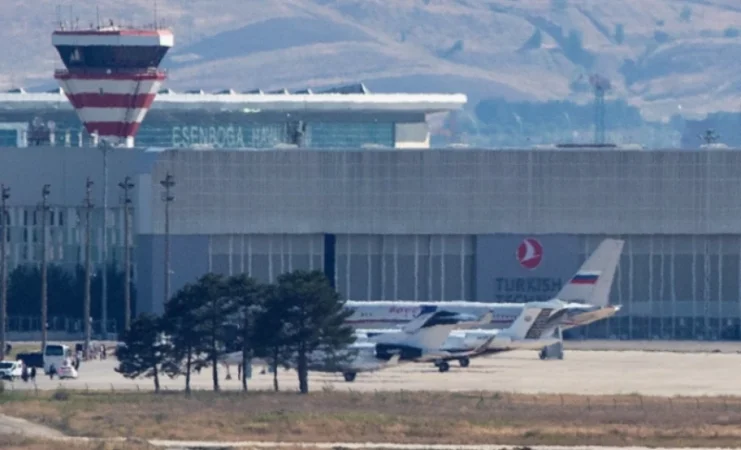 Թուրքիայի միջնորդությամբ Ռուսաստանի և արևմտյան երկրների միջև տեղի է ունեցել կալանավորների փոխանակում