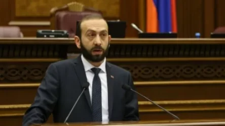 Միրզոյանն առաջարկեց կողմ քվեարկել ռազմական դրությունը հանելու նախագծին