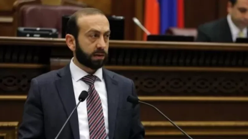 Ռազմական դրությունը հանելու որոշման հարցում վերջին խոսքը Փաշինյանինն է․ «Հրապարակ»