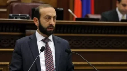 Ռազմական դրությունը հանելու որոշման հարցում վերջին խոսքը Փաշինյանինն է․ «Հրապարակ»