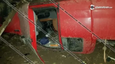 Խոշոր ավտովթար Գեղարքունիքի մարզում. 31-ամյա վարորդը Ford Transit-ով գլխիվայր շրջվել է