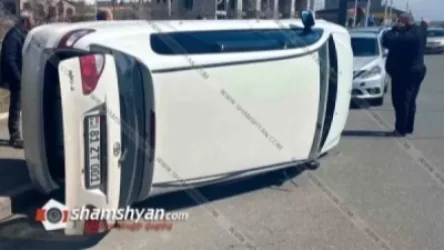 Դիտահորի կափարիչը պատճառ է դարձել Toyota-ի կողաշրջմանը. ո՞վ է փոխհատուցելու վարորդի վնասը