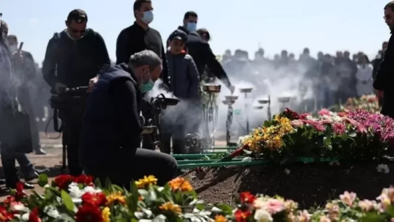 Վարչապետ Փաշինյանը հարգանքի տուրք մատուցեց Արցախյան պատերազմում զոհված մեր հերոսների հիշատակին