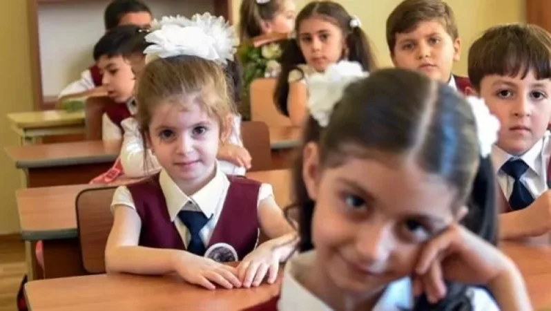 1-ին դասարանցիները դպրոց կգնան սեպտեմբերի 14-ից, մյուսները` սեպտեմբերի 15-ից.  ԿԳՄՍՆ