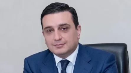 «Այլընտրանք չունենք».Արմեն Մուրադյանը կոլեգաներին խնդրում է միանալ COVID-19-ի դեմ պայքարին