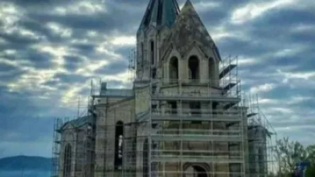 Լուսանկարներ. Ադրբեջանցիները Շուշիում լայնածավալ շինարարություն են սկսել