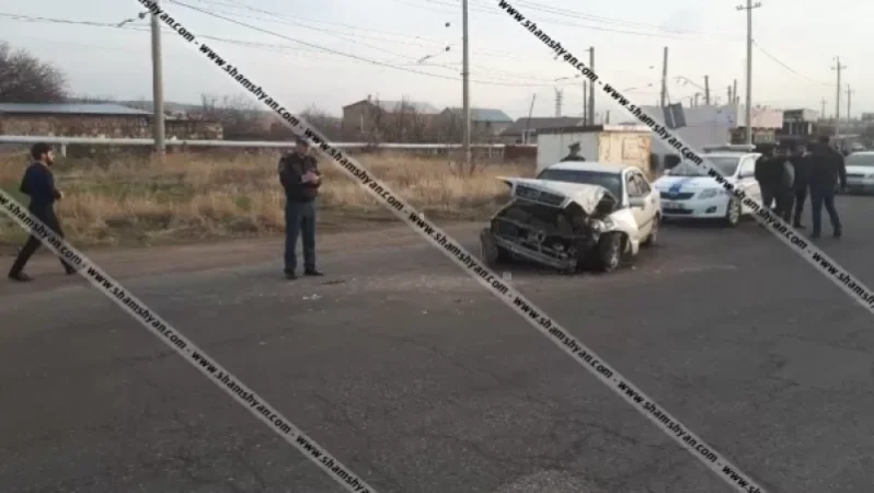 «Շանգրի Լա» խաղատան դիմաց բախվել են Mercedes-ն ու КамАЗ-ը. կա վիրավոր