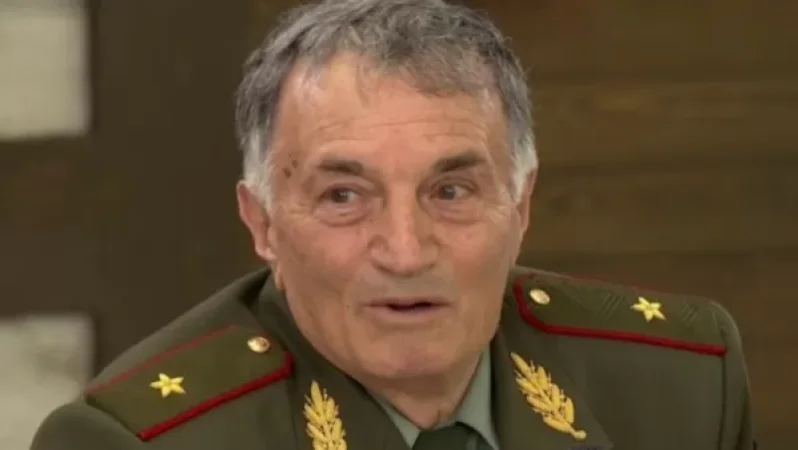 Մենք դեռ շատ ենք ունենալու ռազմական արվեստի կոմանդոսյան, փորձի ու հմտությունների կարիքը. Արմեն Սարգսյան