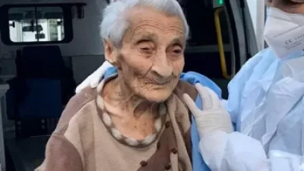 101-ամյա կինը բուժվել է կորոնավիրուսից եւ դուրս գրվել