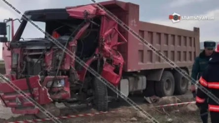 Շիրակի մարզում ճակատ-ճակատի բախվել են Hovo բեռնատարները. Վարորդներին հասցրել են հիվանդանոց