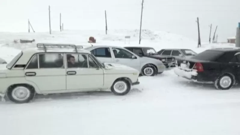 Փրկարարներն արգելափակումից դուրս են բերել մոտ 120 ավտոմեքենա