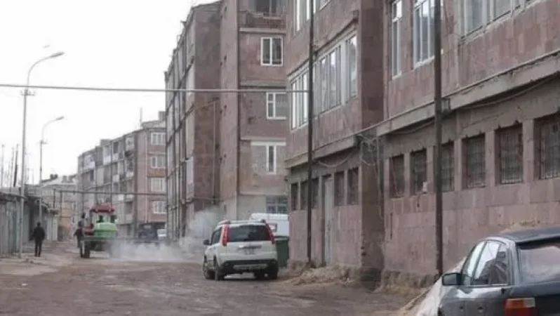 Գավառ քաղաքում կհիմնանորոգվեն բազմաբնակարան շենքերի տանիքներ և մուտքեր