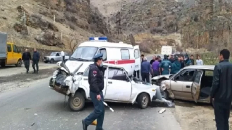 Վայք-Ջերմուկ ավտոճանապարհին բախվել են «VAZ-2107»–ը, «Opel»–ը և «Volvo»–ն․ կան տուժածներ