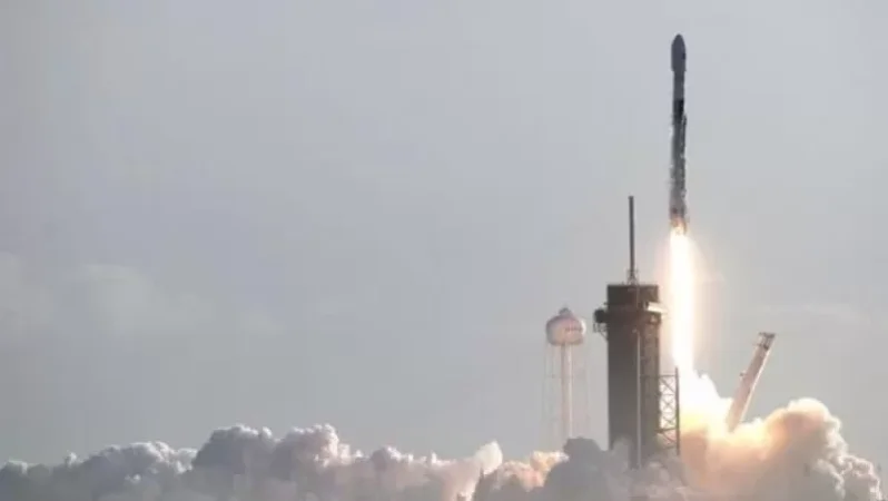 Live: Falcon 9 Rocket Launch Begins in Florida