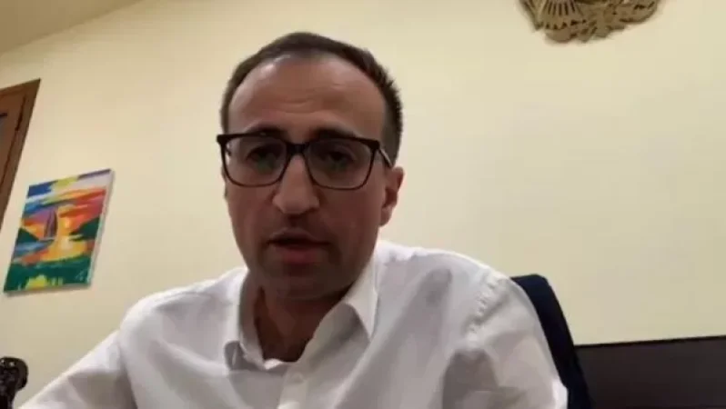 Առողջապահության նախարար Արսեն Թորոսյանը կորոնավիրուսով վարակվածների հասցեներ է հրապարակել