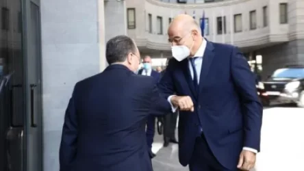 ՀՀ ԱԳ նախարարը հանդիպել է հույն գործընկերոջ հետ