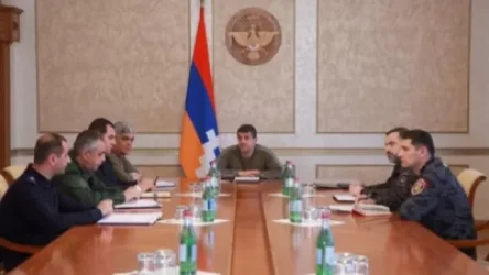 ԱՀ նախագահը խորհրդակցություն է հրավիրել ներքին անվտանգության ապահովման որոշ հարցերի շուրջ