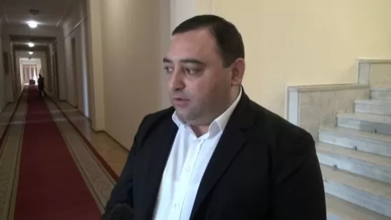 Իշխանությունը գաղտագողի է Սյունիքի մարզ գնում․ «Հրապարակ»