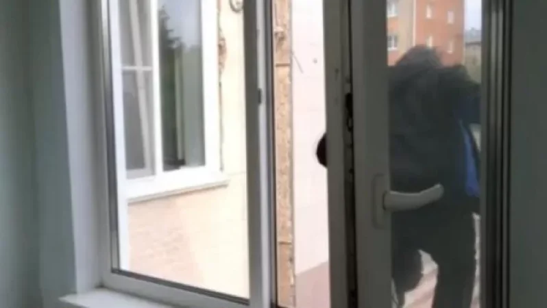 Երևանում` COVID-19 սպասարկող բժշկական կենտոններից մեկում պացիենտը նետվել է պատուհանից