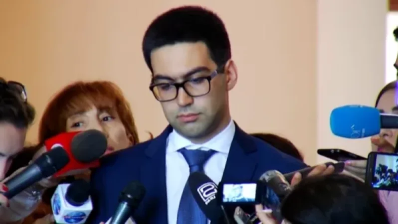 Մարտի 1-ի գործի նախաքննության փուլում եթե չեմ սխալվում կա գործ, որի քննությունը դեռ շարունակվում է. Բադասյան