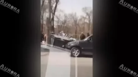 ՏԵՍԱՆՅՈՒԹ. Քիչ առաջ Ազատություն-Բաբայան խաչմերուկում Lexus մակնիշի մեքենա է շուռ եկել