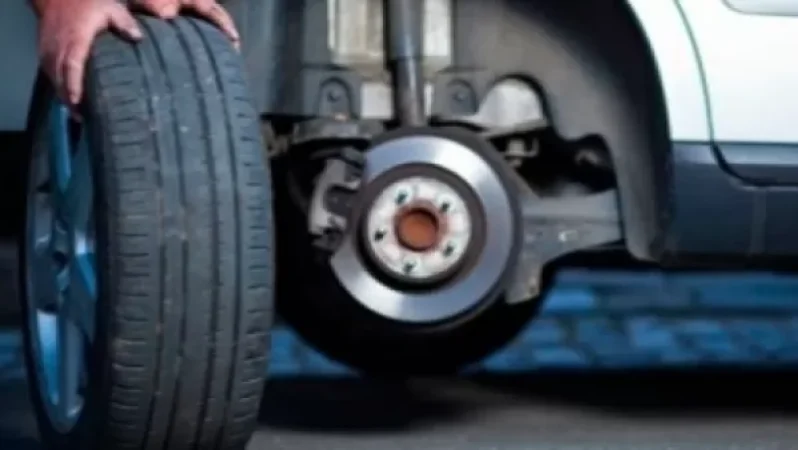 Գողացել էին «Տոյոտայի» չորս անիվները