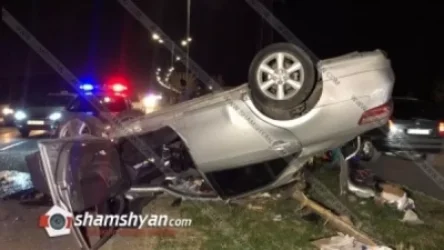 Խոշոր ավտովթար Երևանում. 6 անչափահասի հիվանդանոց են տեղափոխել