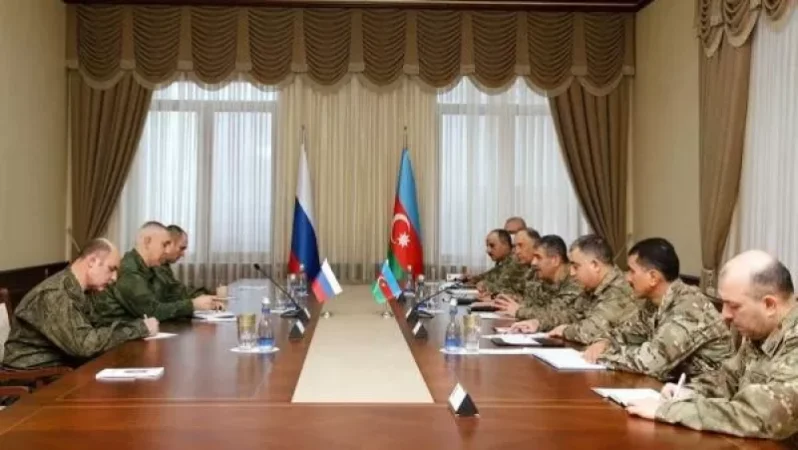 Արցախում ռուսական խաղաղապահ ուժերի հրամանատարը հանդիպել է Զաքիր Հասանովի հետ