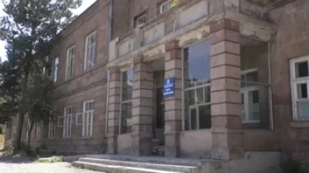 Արթիկի հիվանդանոցի թերապևտիկ բաժանմունքը փակ է, բժիշկները կորոնավիրուսի պատճառով ինքնամեկուսացած են․ Armlur