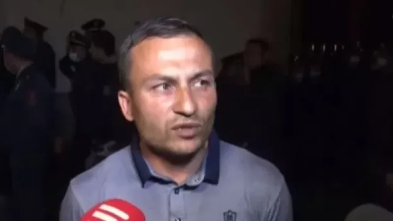 Parents Open Ministry of Defense Entrances: "These People Absolutely Do Not Grasp the Situation," Says Participant of Meeting with Chief of Staff