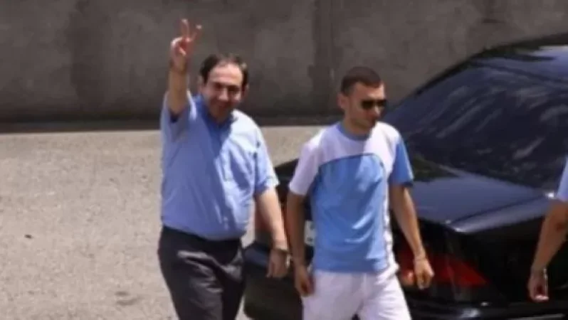 2009-ի հուլիսի 1-ին դուրս եկա ընդհատակից. վարչապետ