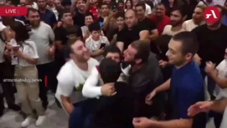 ՏԵՍԱՆՅՈՒԹ. Ինչպես են օդանավակայանում դիմավորում Օլիմպիական խաղերի բրոնզե մեդալակիր Մալխաս Ամոյանին