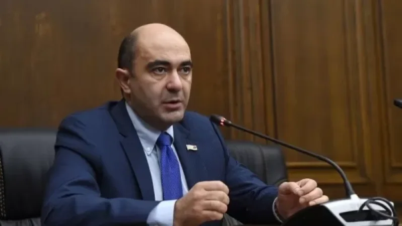 Շատ կարևոր էր նաև, որպեսզի բոլոր քաղաքական ուժերը պահանջեին այն, ինչը տրամաբանական էր և շատ կարևոր. Մարուքյան