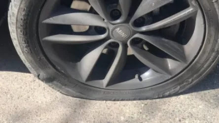 ՏԵՍԱՆՅՈՒԹ. Քաղաքացին վնասել է մեքենան` ճանապարհի անբարեկարգ լինելու հետևանքով