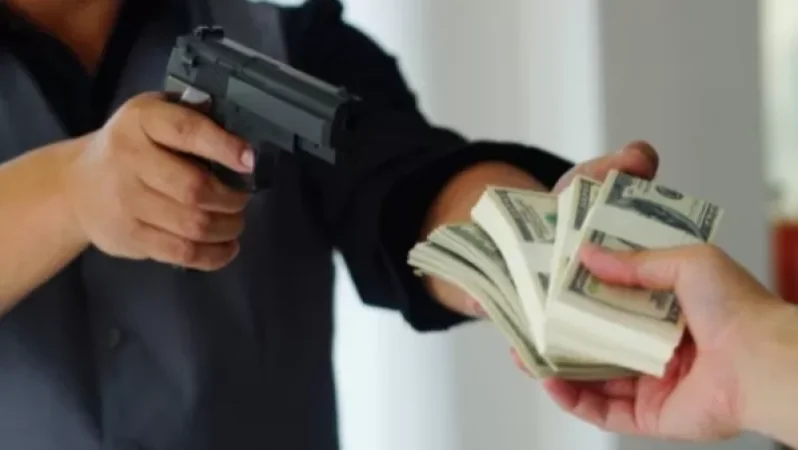 Երևանում հնդկաստանի քաղաքացուց հափշտակել են 90.000 դոլար