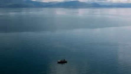 Ջրափրկարարներին չի հաջողվում գտնել Սևանում ձկնորսության դուրս եկած քաղաքացուն. ԱԻՆ