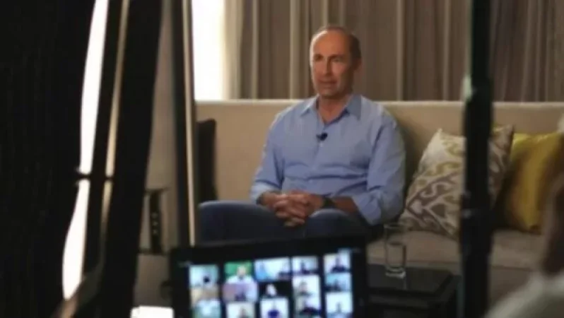 Ռոբերտ Քոչարյանը Zoom տեսակապով հանդիպել է աջակիցների և համակիրների հետ