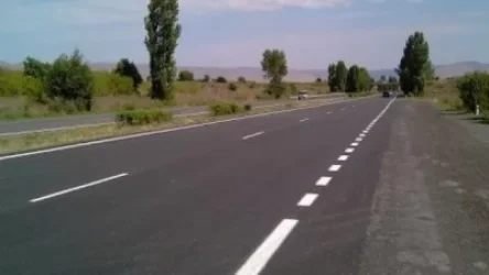 ՀՀ տարածքում ավտոճանապարհներն անցանելի են, Լարսը բաց է միայն բեռնատարների համար