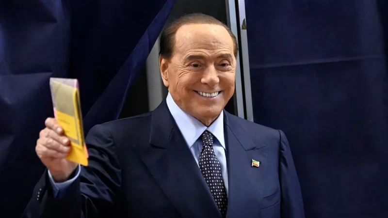 Մահացել է Իտալիայի նախկին վարչապետ Սիլվիո Բեռլուսկոնին