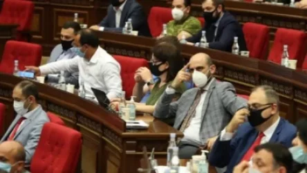 Խորհրդարանն ավարտեց հերթական արտահերթ նիստը. ընդունեցին քննարկված բոլոր 12 նախագծերը