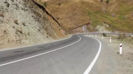 ՀՀ տարածքում ավտոճանապարհներն անցանելի են. Լարսը բաց է միայն բեռնատարների համար