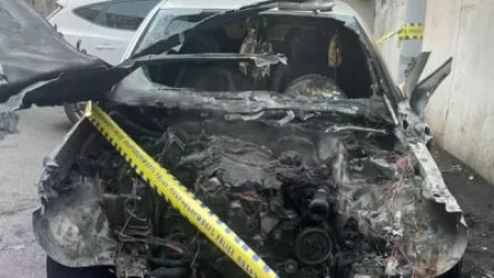 Անհայտ անձինք պայթեցրել են Փոստանջյանի ամուսնու մեքենան․ ում է կասկածում Փոստանջյանը