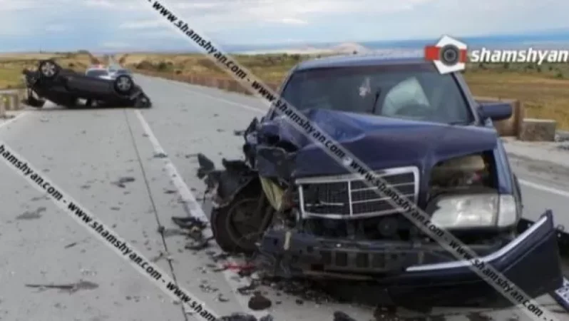 Խոշոր ավտովթար` Արագածոտնի մարզում․ 4 վիրավորներից 2-ը երեխաներ են