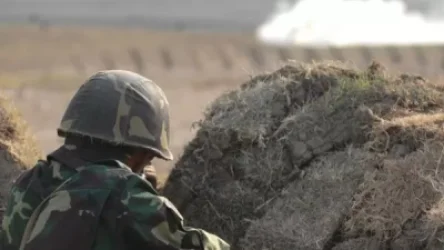 Արտակարգ դրություն երկրի ներսում եւ սահմաններին․ ինչ իրավիճակ էր ներքաղաքական կյանքում․ «Ժողովուրդ»