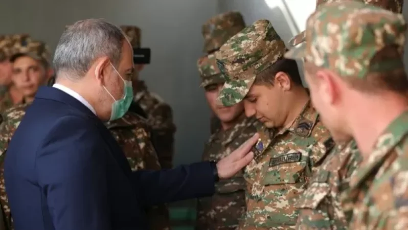 Photos: Nikol Pashinyan Visits Defense Ministry No. N Military Unit in Syunik