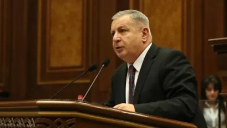 Ինչո՞ւ է ընդհատակ անցել Սերգեյ Բագրատյանը. «Ժողովուրդ»