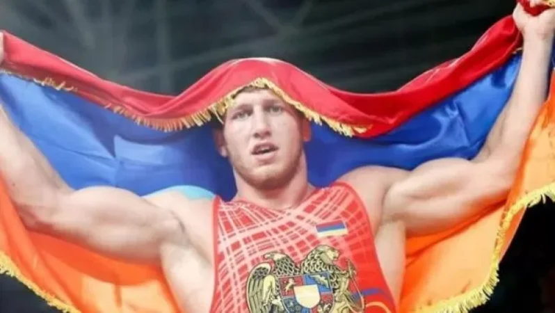 Ես ի՛մ հայրենիքի զինվորն եմ. Արթուր Ալեքսանյանի գրառումը